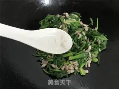 Make Spinach veal pastry step 4