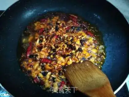 Make Spicy shrimp crab step 9