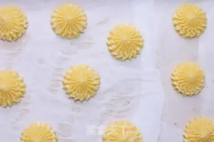 Make Puffs and puffs step 21
