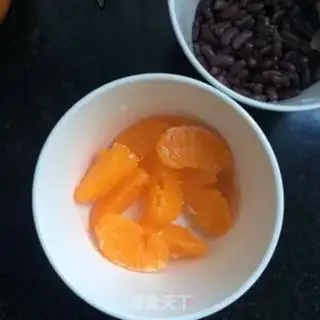 Make The yogurt citrus tower step 1