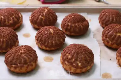 Make Puffs and puffs step 22