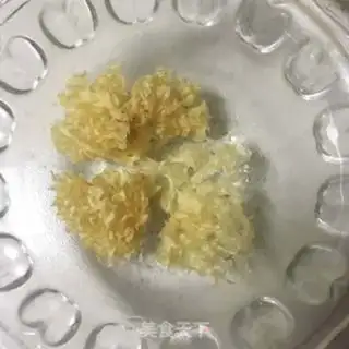 Make Peach and silver spoons step 1