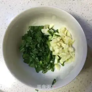 Make Sour sauce and rice powder step 2