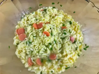 Make Buffalo sausages and eggs step 5