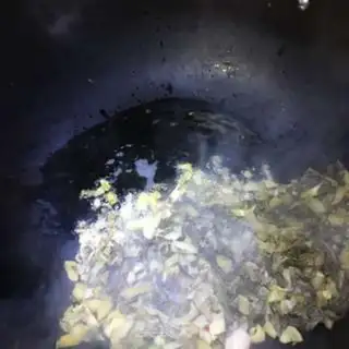 Make Sour sauce and rice powder step 11