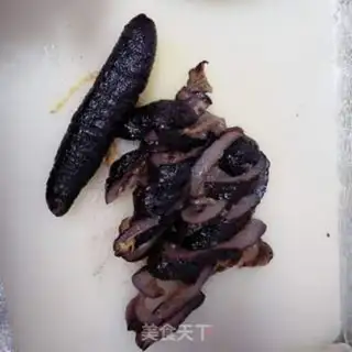 Make Sea cucumber onions step 0