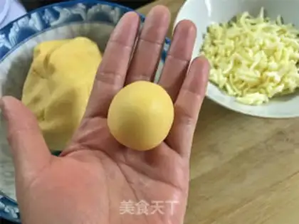 Make Red potato cheeseball step 5
