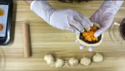 Make Salted egg soybread step 5