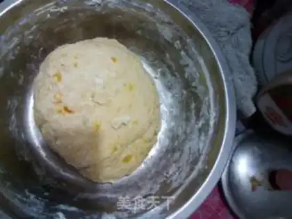 Make Red potato cream buns step 4
