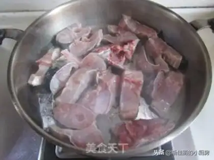 Make Fish soup step 1