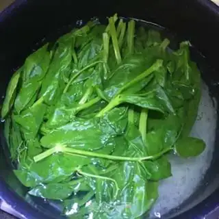 Make Sour sauce and rice powder step 27