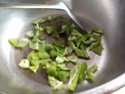 Make Pepper fried eggs step 3