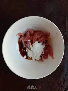 Make Egg beef fried river powder step 1
