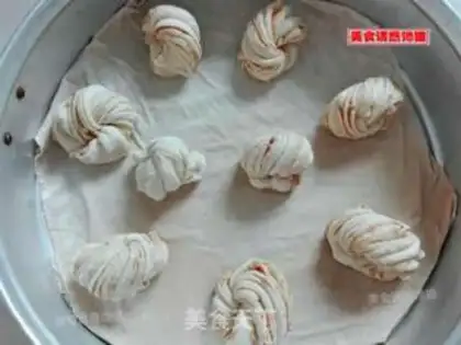 Make Pepper salt peanut rolls step 9