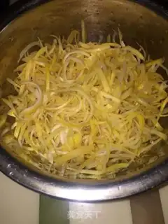 Make A grapefruit honey tea step 2