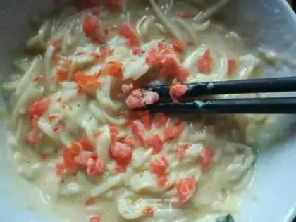 Make Noodle pancakes step 3