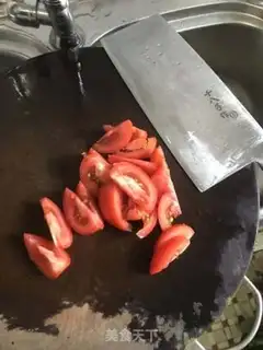 Make Tomato egg beefball noodles step 0