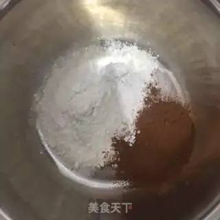 Make Chocolate cranberry marfin cake step 0