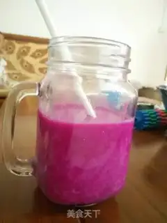 Make Banana shake of the flamingo step 1