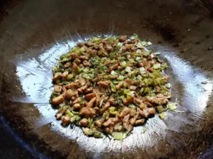 Make Sour sauce and egg fried rice step 5
