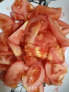 Make Tomato pastries step 0