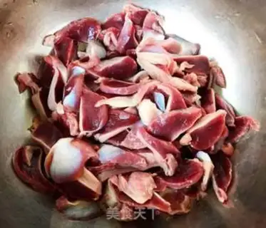 Make The fragrance of chickens step 1