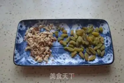 Make ♪ Peachy egg and toast ♪ step 1