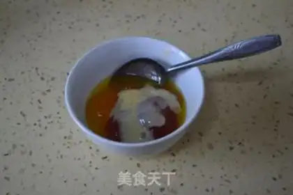 Make ♪ Peachy egg and toast ♪ step 3