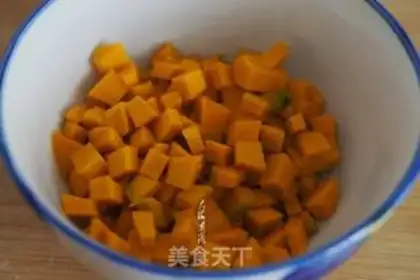Make Red-tree pumpkin porridge step 1