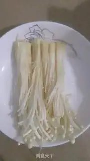 Make Scratch pepper garlic and golden needle mushrooms step 0