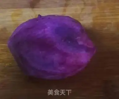 Make Black and sesame potatoes step 1