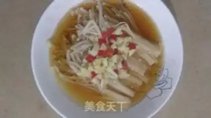 Make Scratch pepper garlic and golden needle mushrooms step 3