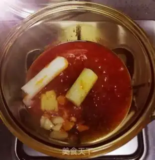 Make Sour soup and lamb step 0