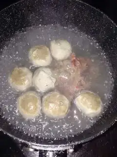 Make Beefball soup step 4
