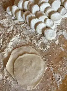 Make Porridge pork dumplings step 5