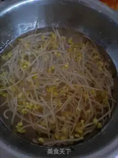 Make The bean sprouts step 2