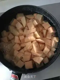 Make Wine and cinnamon step 0