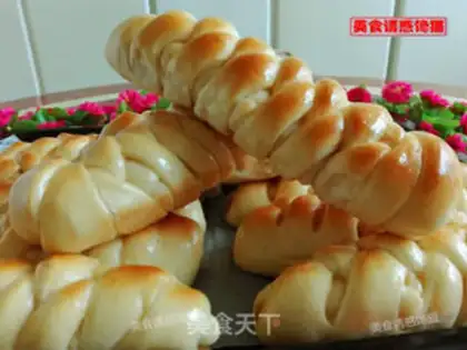 Make Lian Yon Bread step 11