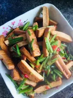 Make Celery fried dry step 4