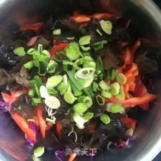 Make Blue and sweet peppers with wood step 2