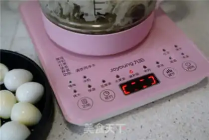 Make Silver ear soup for quail eggs step 5