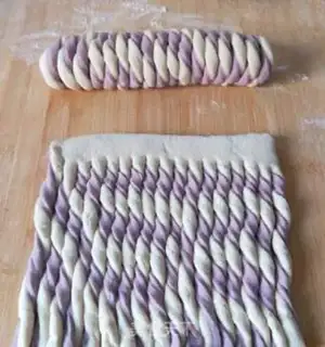 Make Fancy buns step 10