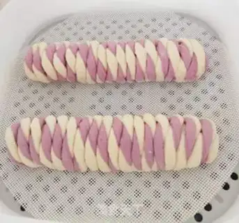 Make Fancy buns step 14