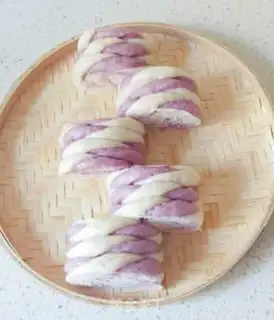 Make Fancy buns step 18