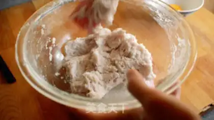 Make Yellow pasta with fresh snow step 7