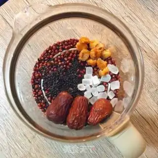 Make Red bean date cinnamon soup step 0