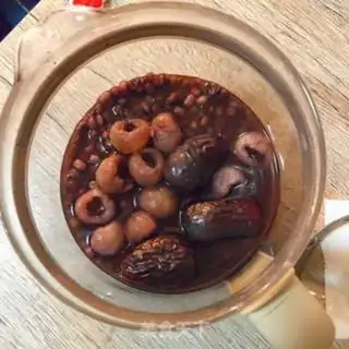 Make Red bean date cinnamon soup step 1