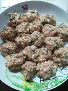 Make Meatballs step 1