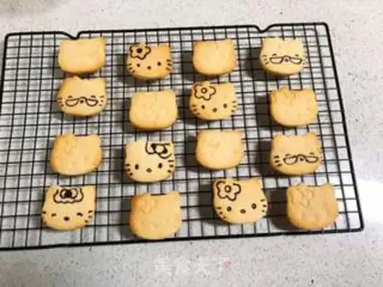Make Katie Cat Biscuit step 14