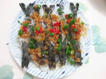 Make Garlic fan shrimp step 4